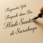 Cara Mengisi Undangan Pernikahan Tulisan Tangan agar Tampak Anggun & Penuh Tata Krama